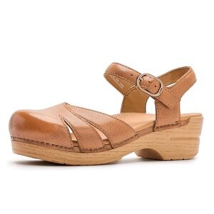 Dansko Margreta Maryjane Clogs Size 39 8.5 Leather in Honey Distressed